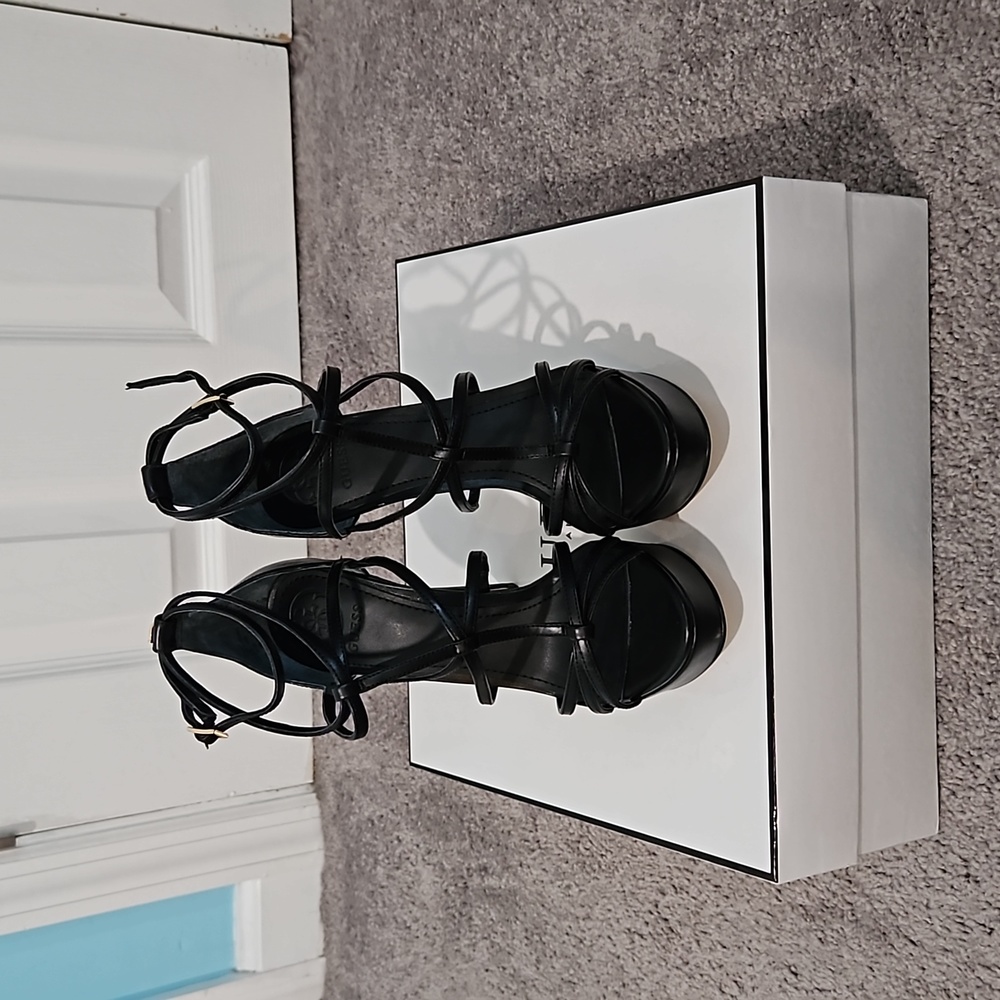 Guess heels
